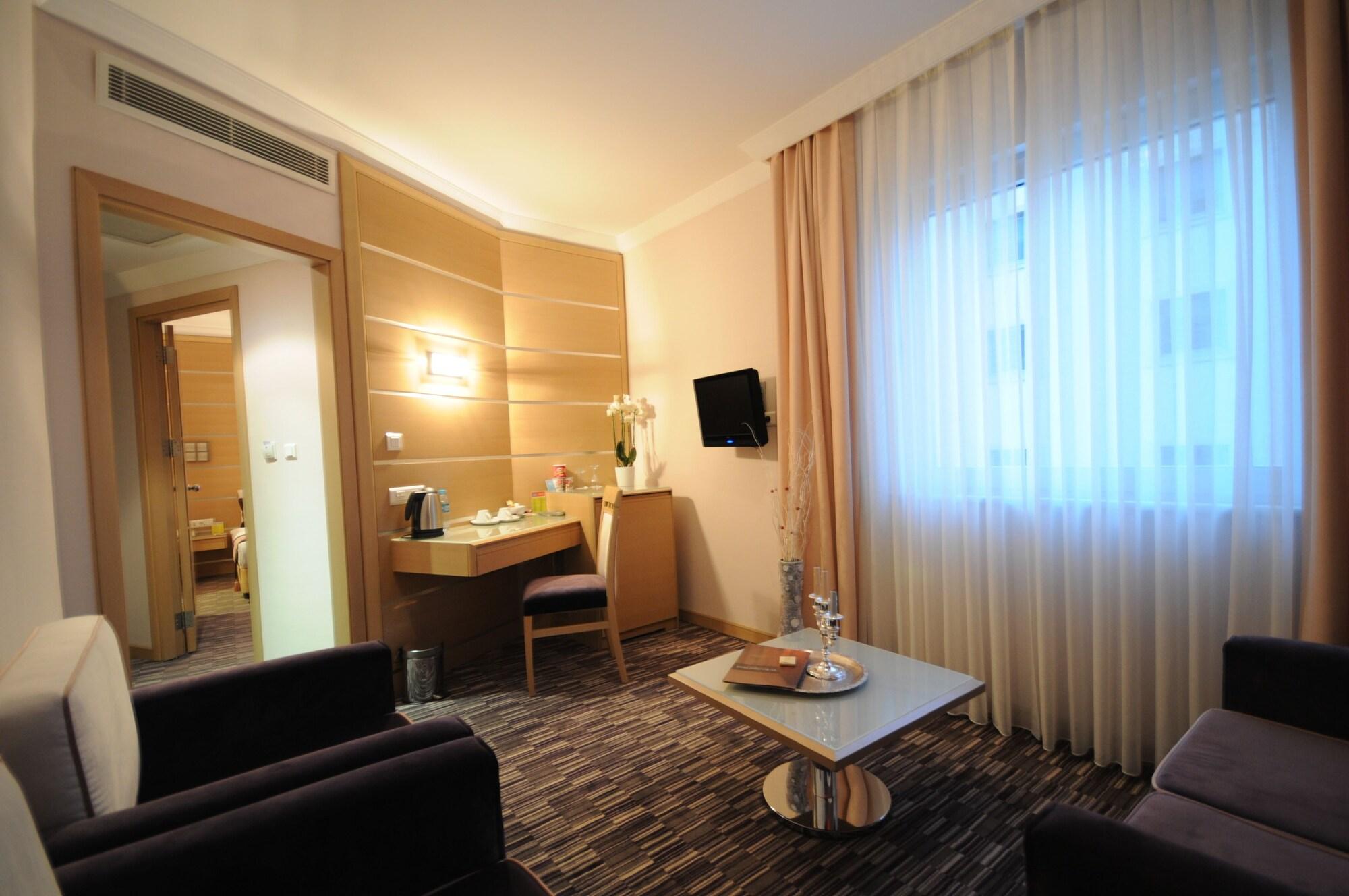 Sv Business Hotel Taksim Stambuł Zewnętrze zdjęcie